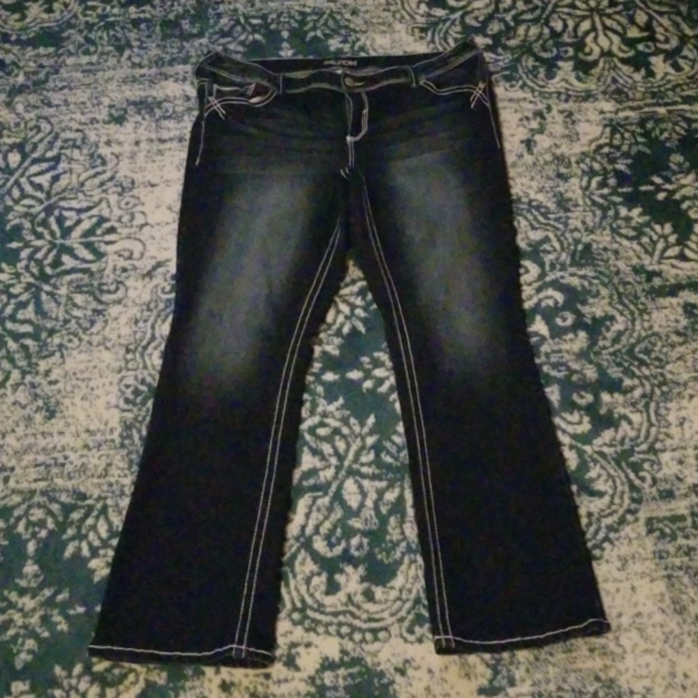 Maurices bootcut jeans; plus size size 20
